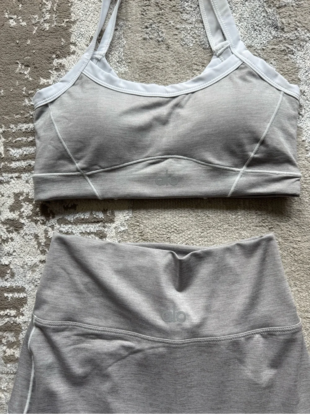 Light Gray Women's Yoga Pants & Sports Bra Set